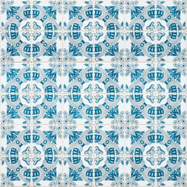 Eski fayanslardan yapılmış kusursuz desen