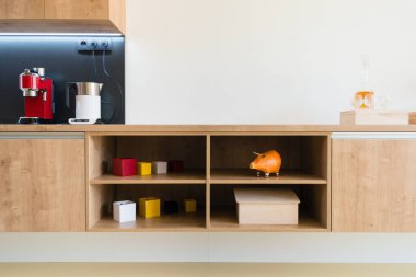 Çağdaş iç mekanlarda mutfak aletleri