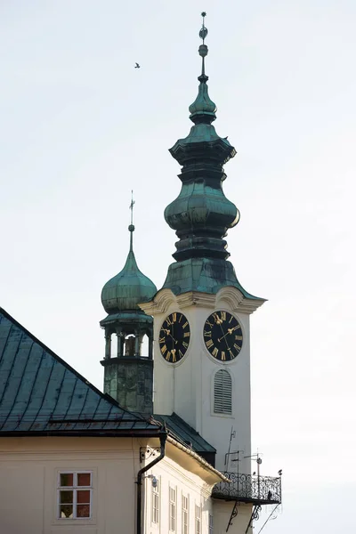 Kyrkan Catherine Och Rådhuset Torn Banska Stiavnica Slovakien — Stockfoto