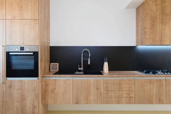 Modern stil mutfak iç mimarisi