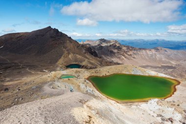 Zümrüt Göl, Tongariro Alp Geçidi 'nin tepesinden manzara, Yeni Zelanda
