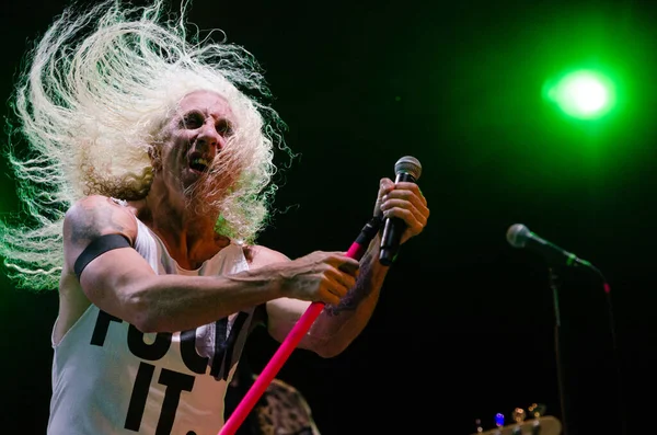 PIESTANY, SLOVAKIA - 27 Haziran 2015: Amerikan heavy metal grubu Dee Snider, 27 Temmuz 2015 tarihinde Slovakya 'nın Piestany kentinde düzenlenen Topfest müzik festivalinde sahne aldı.