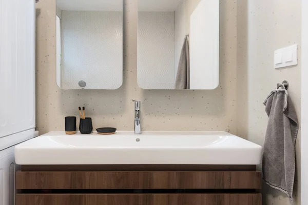 Detalle Del Lavabo Baño Contemporáneo — Foto de Stock