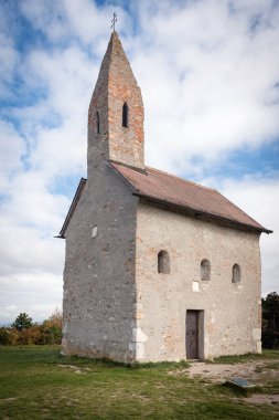 eski Roma Katolik Kilisesi st. Michael archangel Hill, drazovce, Slovakya