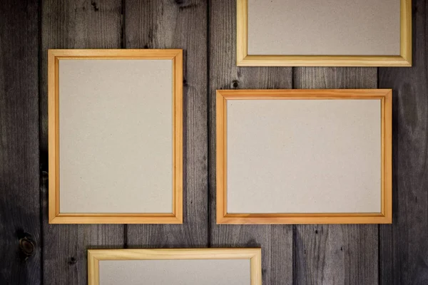 Simular Marcos Madera Vacíos Sobre Fondo Pared Madera Pino Oscuro — Foto de Stock