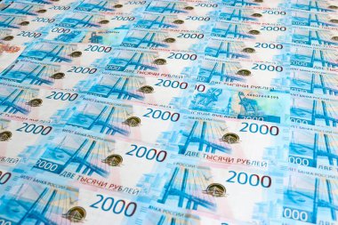 Rus rublesinin para geçmişi. 2000 rublelik banknotlar. İş ve finans kavramı.