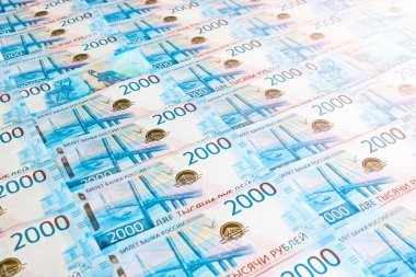 Rus rublesinin para geçmişi. 2000 rublelik banknotlar. İş ve finans kavramı.