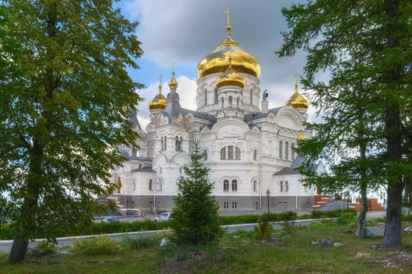 View Ancient Church Belogorsk Monastery Perm Region Russia Cloudy Summer — Stock Photo, Image