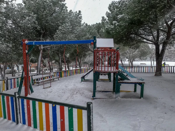 Nieve Parque Infantil Madrid Enero 2021 — Foto de Stock