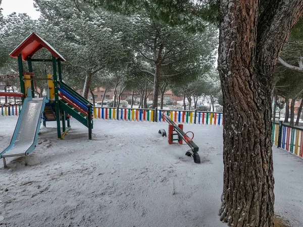 Nieve Parque Infantil Madrid Enero 2021 — Foto de Stock