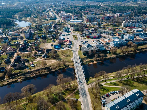 Das Stadtzentrum Von Valmiera Lettland Bei Sonnigem Wetter — Stockfoto