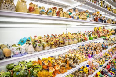 Tiflis 'teki Gürcü hediyelik eşya dükkanı