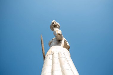 Ünlü Anne Georgia heykel, Tbilisi