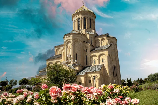 Katedra Trójcy Świętej Tbilisi Powszechnie Znana Jako Sameba Gruzji — Zdjęcie stockowe