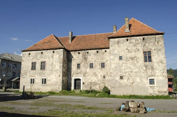 Castello di San Miklos nel villaggio di Chynadiyevo — Foto Stock