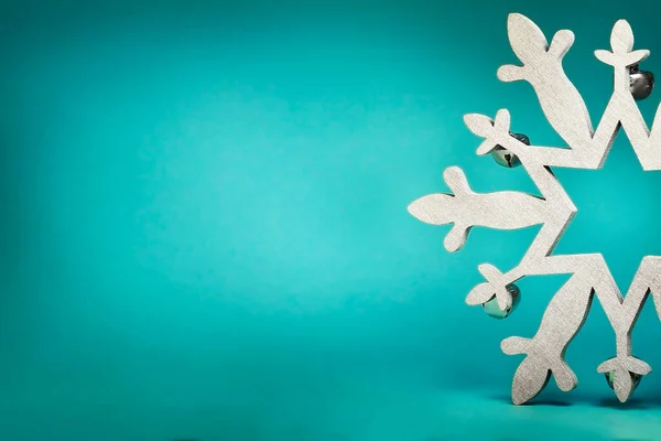 Mavi arkaplan, kar tanesi makrosu