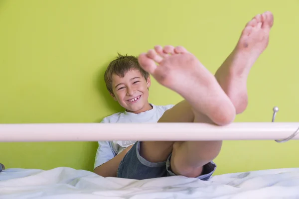 Ragazzi nudi sporchi