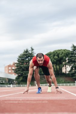 Adam yayınlanmaya başlaması hazır Başlarken