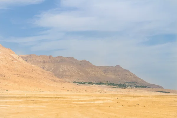 Dağlar ve İsrail çölde vaha
