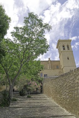 Osuna, Seville, Endülüs, İspanya 'daki Nuestra Senora de la Asuncion Kilisesi' nin muhteşem görüntüsü.
