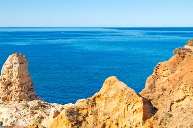 Algar Seco, kayalık oluşumlar, Carvoeiro 'daki doğal manzara, Lagoa, Algarve, Portekiz