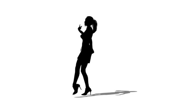 Silhouette einer tanzenden Frau — Stockvideo