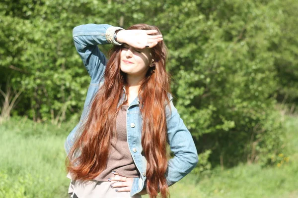 Menina na primavera em Lviv — Fotografia de Stock