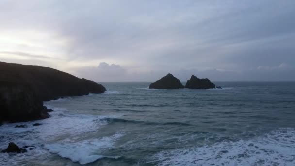 Imágenes Aéreas Aviones Tripulados Bahía Holywell Costa Cornwall Inglaterra Reino — Vídeos de Stock