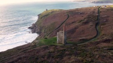 Durulama madeni üzerinden uç. Cornwall İngiltere. Pencere kenarında. 
