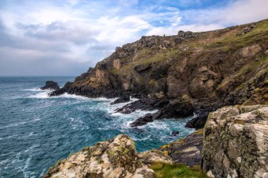 İngiltere 'nin Cornwall' ını yağmalayın..