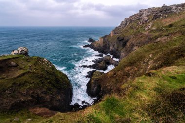 İngiltere 'nin Cornwall' ını yağmalayın..