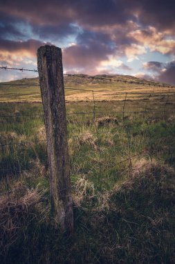 Kahverengi Willy Trigonometri Noktası, Mısır Duvarı, İngiltere 'nin en yüksek noktası