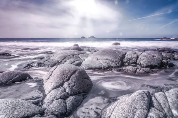 Rocas Playa Porth Nanven Cornwall England — Foto de Stock