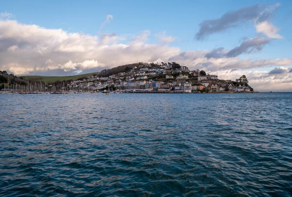 Hermosa Vista Del Mar Las Montañas Con Casas Pueblo — Foto de Stock