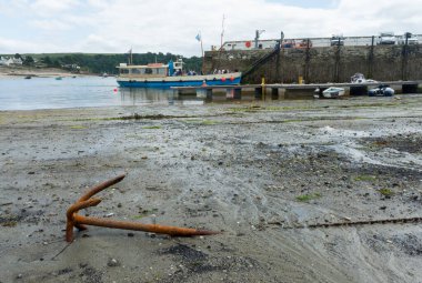 Sahilde balıkçı tekneleri