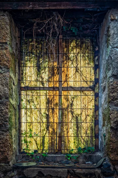 Velha Casa Abandonada Cidade — Fotografia de Stock