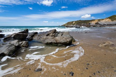 İngiltere Cornwall 'da Gunwale yakınlarında bir koy..