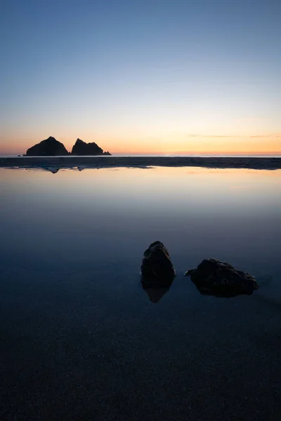 Holywell Bay Coucher Soleil Cornwall Angleterre Dessus Des Îles Charters — Photo