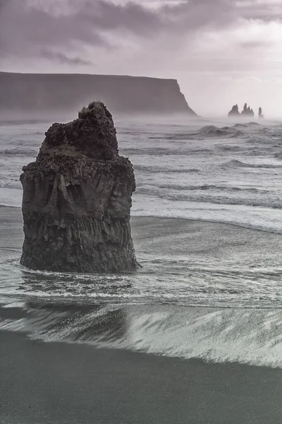 Costa Rocosa Iceland — Foto de Stock