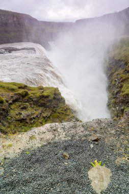 İzlanda 'daki eski gayzerler. volkanik.