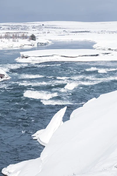 Rio Islandês Neve Perto Husavik — Fotografia de Stock