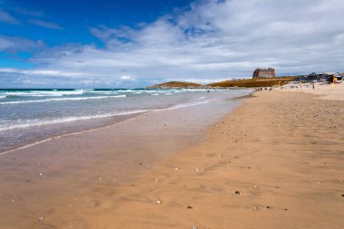 Newquay şehri plajı Cornwall İngiltere.