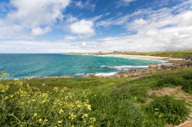 Newquay şehri plajı Cornwall İngiltere.
