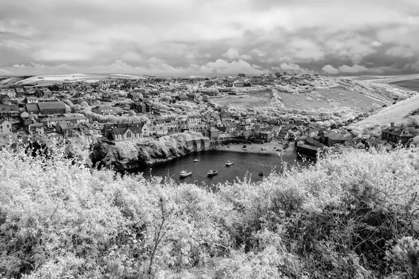 Dramatisk Svart Och Vit Bild Port Isaac — Stockfoto