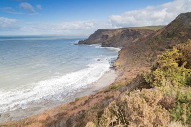 Atlantik Okyanusu 'nun güzel kıyıları. Algarve, Portekiz.