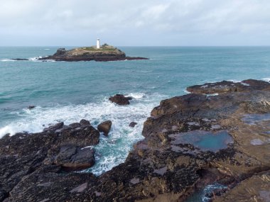 Godrevy deniz feneri Cornwall İngiltere Gwithian hava aracının yanında. 