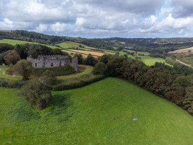Bodmin Cornwall yakınlarındaki şato İngiltere 'nin insansız hava aracı