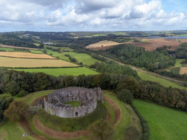 Bodmin Cornwall yakınlarındaki şato İngiltere 'nin insansız hava aracı