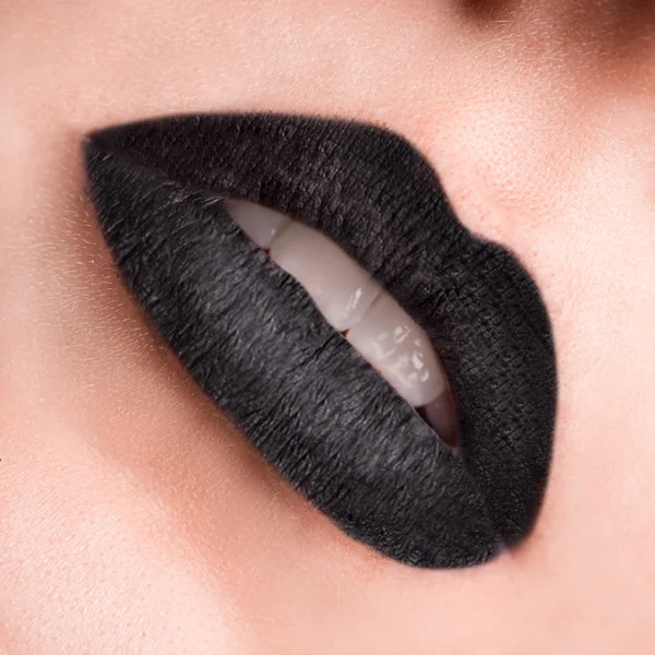 Black lips — Stock Photo, Image