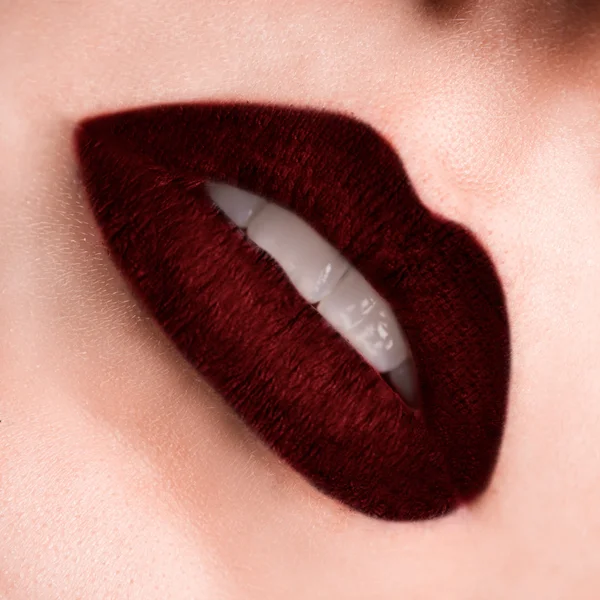 Black lips — Stock Photo, Image